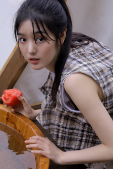 丰满的女学生在线观看